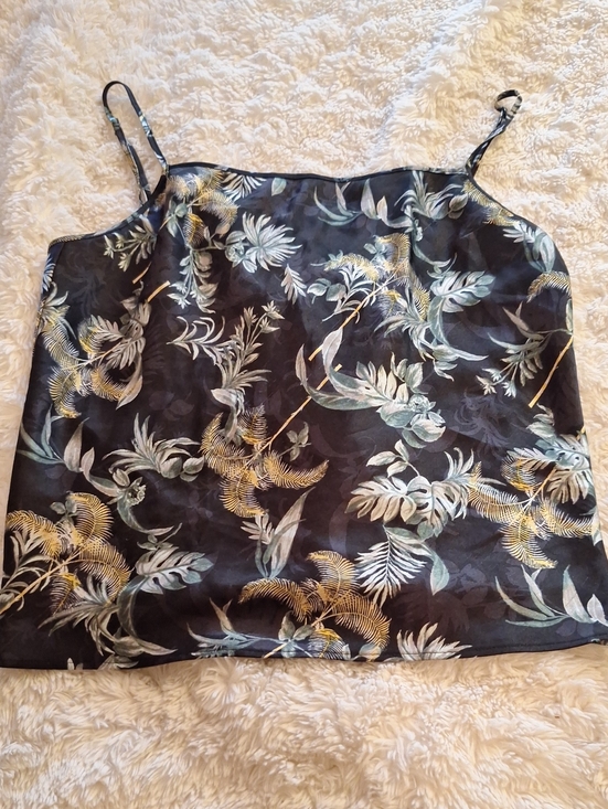 Victoria's Secret Tops - Victoria's Secret Black Tropical Leaf Print Cami Size S/P/CH
